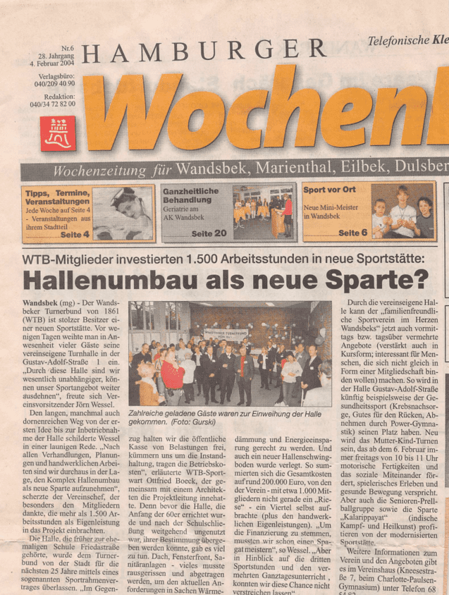 Artikelüberschrift der „Hamburger Wochenblatt“, Ausgabe vom 4. Februar 2004, mit Gruppenfoto der Gäste zur Halleneinweihung.