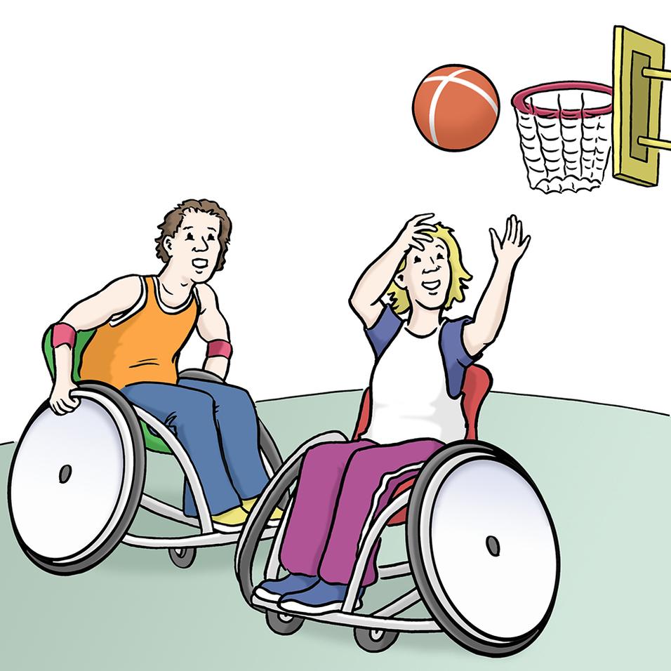 Zwei Personen im Rollstuhl spielen Basketball und werfen einen Ball auf den Korb. Ein Kind jubelt dabei.